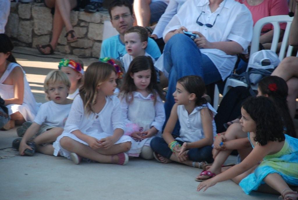 תמונות מטקס שבועות 2011