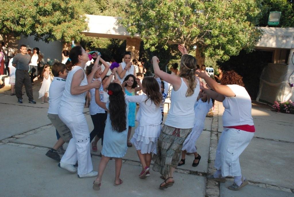 תמונות מטקס שבועות 2011