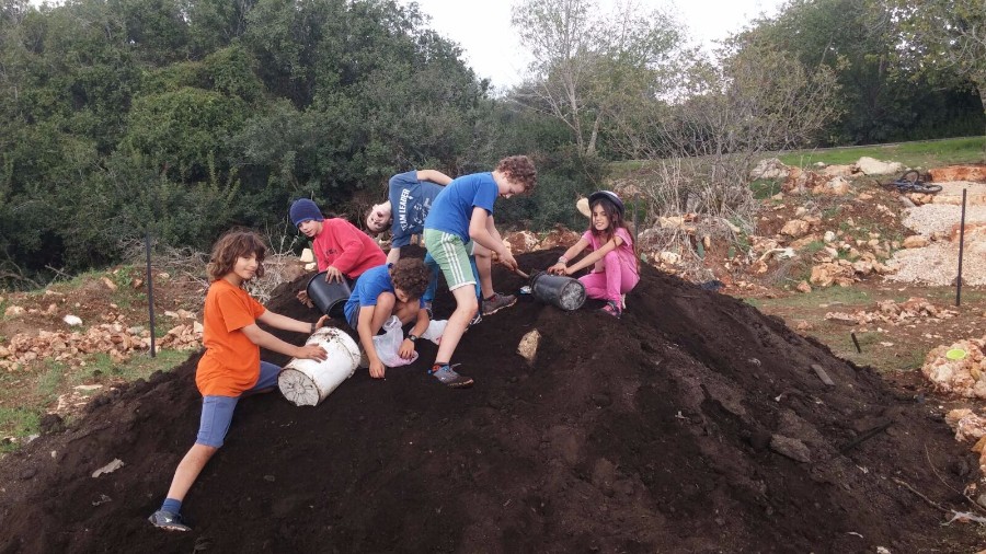 הקמת הגינה 2017